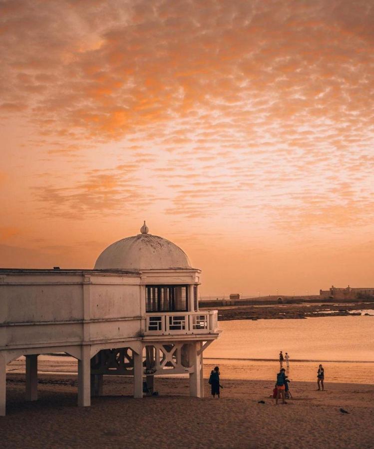 50M Playa Caleta Y Teatro Falla Grupo Ac Gestion Cádiz Exteriér fotografie